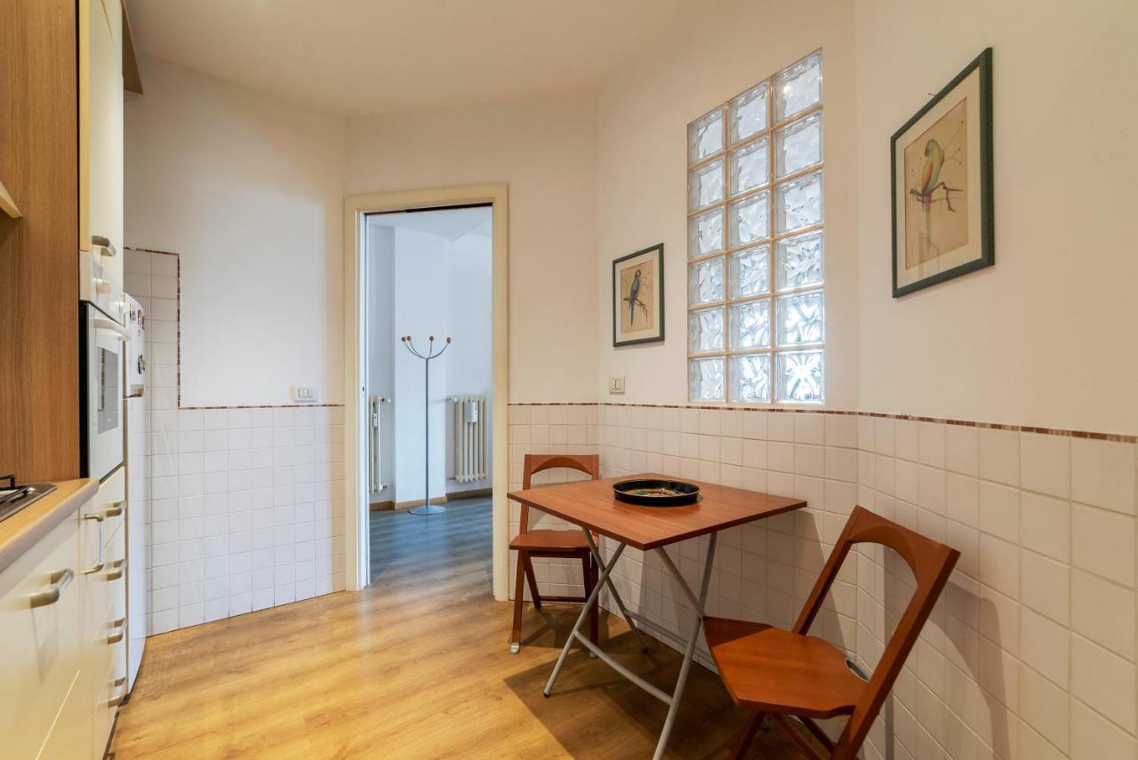Sunny Apartment Piramide Rome Bagian luar foto