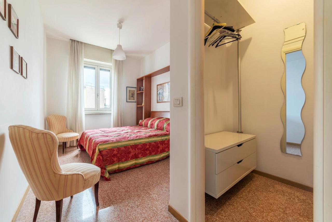 Sunny Apartment Piramide Rome Bagian luar foto