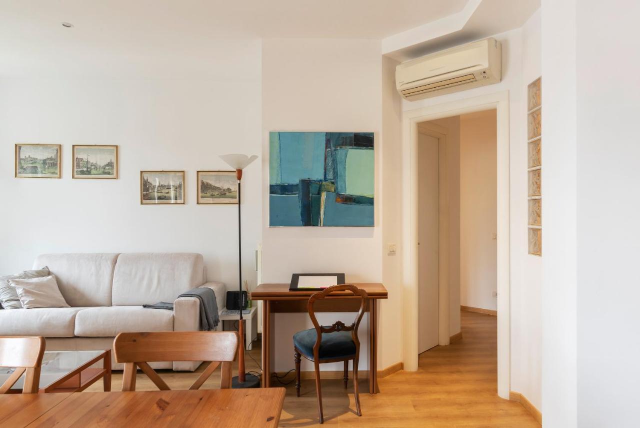 Sunny Apartment Piramide Rome Bagian luar foto